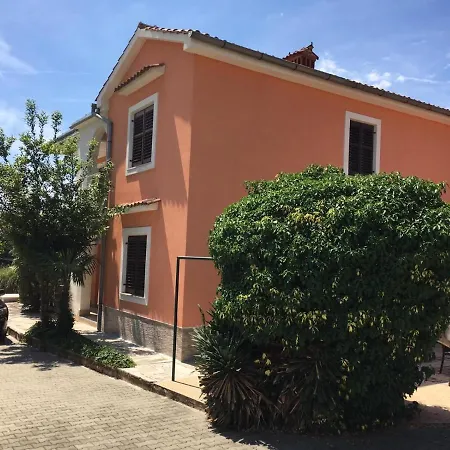 Luna Met Airco Wifi En Zwembad * Novigrad (Istria)